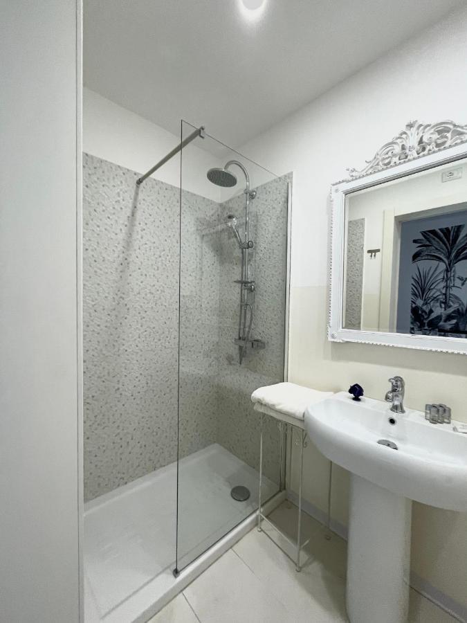 Bed and Breakfast Tre Santi Лечче Экстерьер фото